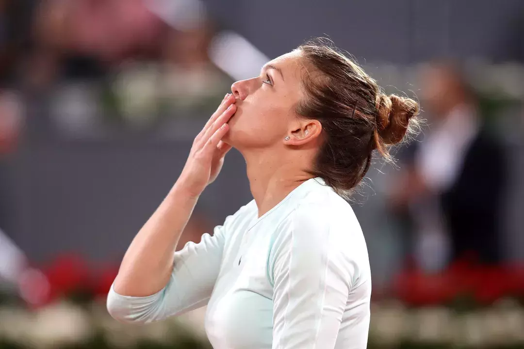 壹号娱乐-老鹰前途光明！，科维托娃新星出色防守表现突出气势如虹延续(老鹰队阵容名单)